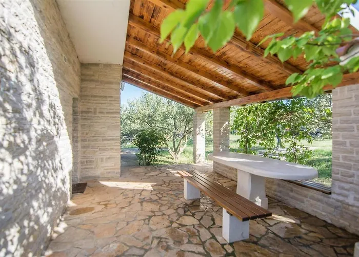 Vakantiehuis Vransko House Pirovac